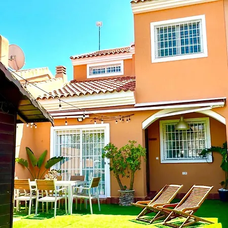 8 Familiar Con Piscina