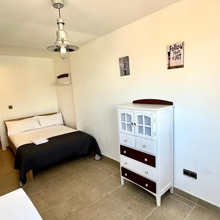 8 Familiar Con Piscina