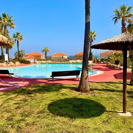 8 Familiar Con Piscina Gran Alacant