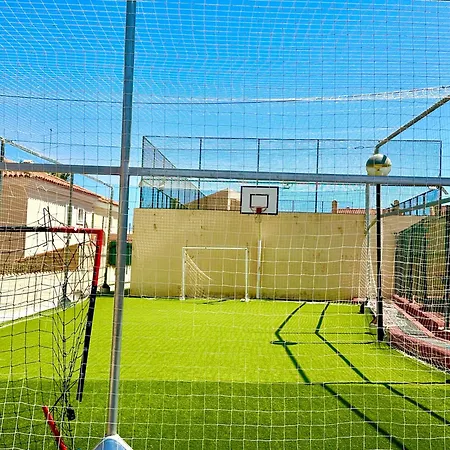 Сasa de vacaciones Familiar Con Piscina *